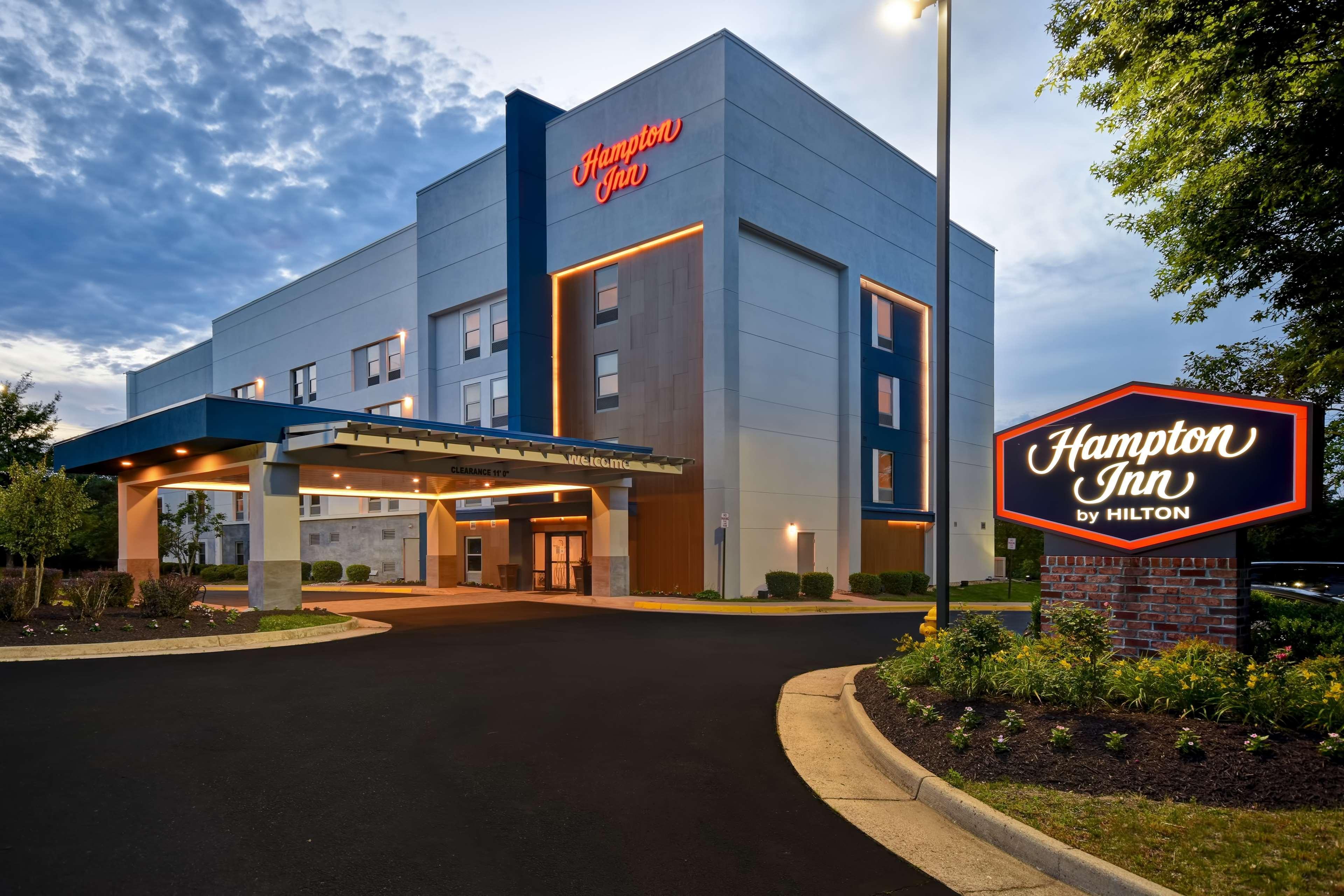 Hampton Inn Potomac Mills וודברידג' מראה חיצוני תמונה