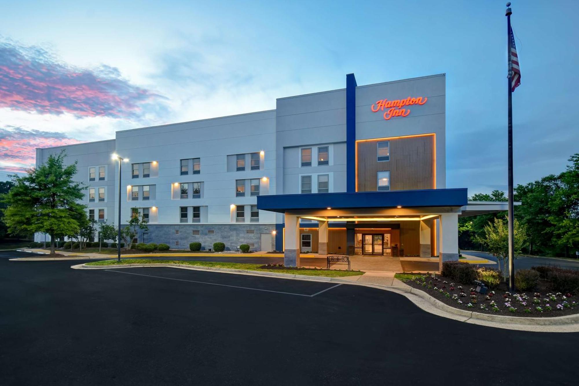 Hampton Inn Potomac Mills וודברידג' מראה חיצוני תמונה